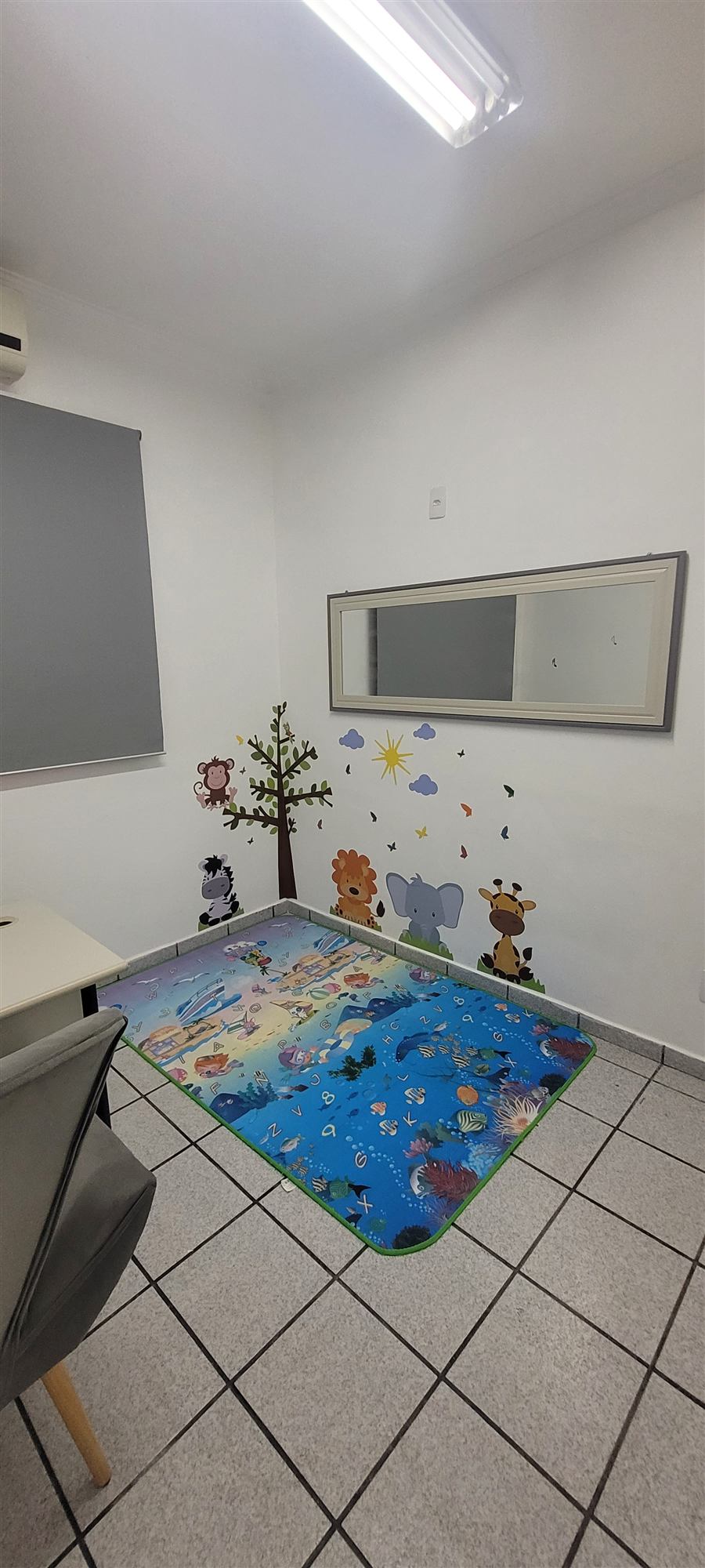 Sala de atividades lúdicas do Espaço NeuroLearn