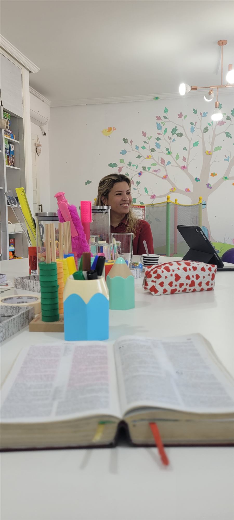 Sala com recursos de linguagem e leitura
